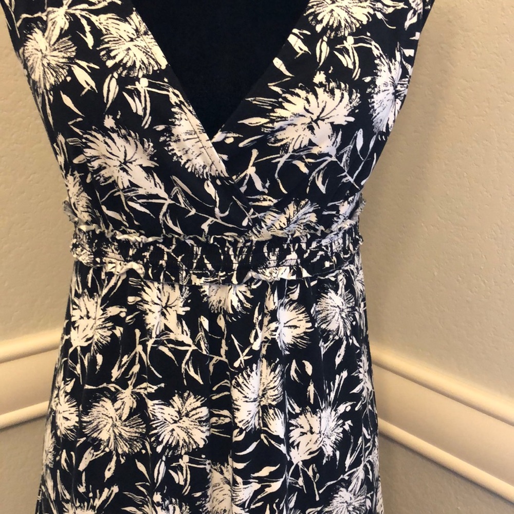 Loft dress - Picture 3 of 5